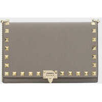 Genti de mana Valentino Garavani Rockstud Shoulder Clutch Femei