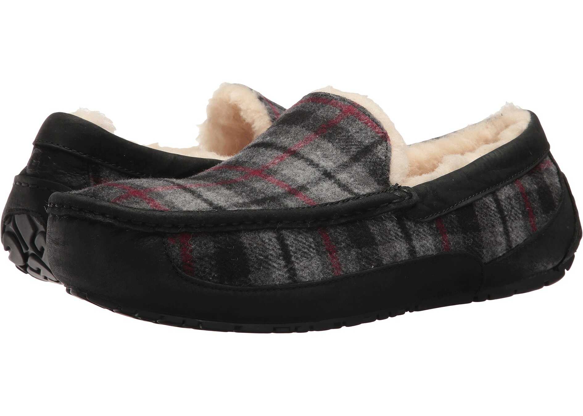 Papuc UGG Ascot Tartan Plaid