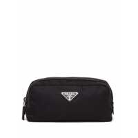Genti Prada Prada Beauty Case.