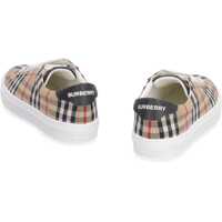 Pantofi sport Burberry pentru Barbati - Sneakers Burberry BURBERRY CANVAS LOW-TOP SNEAKERS BEIGE Barbati (BM 10897540) - B-mall.ro
