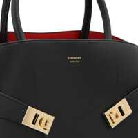Genti de umar Salvatore Ferragamo Dama - Genti de umar Salvatore Ferragamo Salvatore Ferragamo Bags Black Femei (BM 11716353) - B-mall.ro