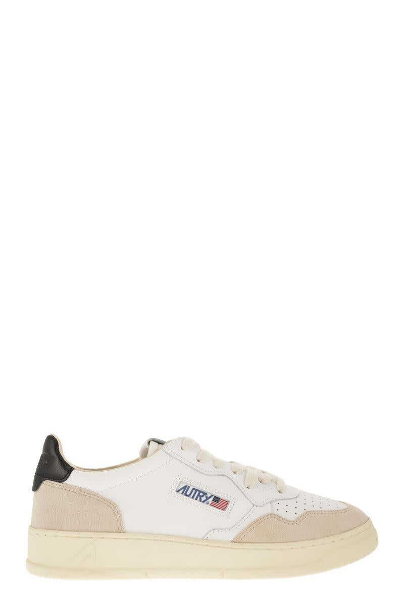 AUTRY AUTRY MEDALIST LOW - Leather and Suede Sneakers WHITE/BLACK