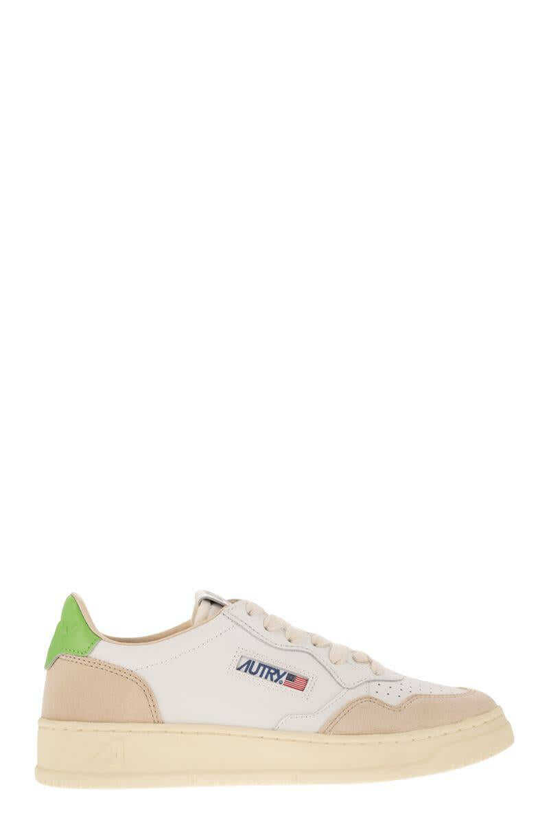 AUTRY AUTRY MEDALIST LOW - Leather trainers WHITE/GREEN