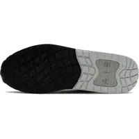 Incaltaminte Nike pentru Barbati - Sneakers Nike Two-Tone Air Max Solo Sneakers With Breathable Mesh Upper Black & White Barbati (BM 13451600) - B-mall.ro