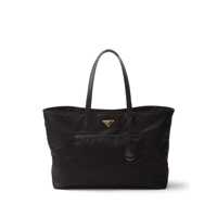 Genti de mana Prada Handbags. Femei