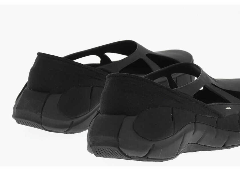Sneakers Maison Margiela Mm22 X Reebok Rubber Unisex Slip On Sneakers With Cutouts Black Femei (BM 16209951) 2