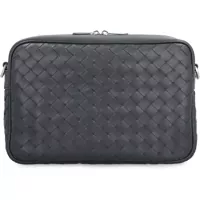 Genti Bottega Veneta pentru Barbati - Genti de umar Bottega Veneta Bottega Veneta Medium Intrecciato Camera Bag BLUE Barbati (BM 16541808) - B-mall.ro