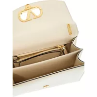 Genti Valentino Garavani Dama - Genti tip postas Valentino Garavani Borsa A Spalla Small In Pelle Nera Con Catena Dorata BUTTER WHITE Femei (BM 16587465) - B-mall.ro