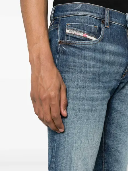 Blugi slim fit Diesel Mid Waist Slim Fit 2019 D-Strukt Jeans 16Cm L.32 Blue Barbati (BM 16814940) 5