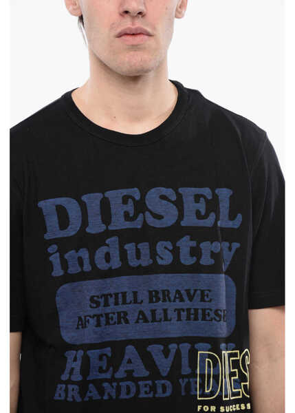 Tricouri Diesel Red Tag Crew-Neck T-Shirt T-Just-N9 With Contrast Maxi Print Black Barbati (BM 16822761) 3
