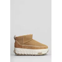 Bocanci UGG Ultra Mini Venture D Low Heels Ankle Boots Barbati