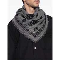 Esarfe Alexander McQueen pentru Barbati - Esarfe Alexander McQueen Alexander McQueen Scarfs Multicolor Barbati (BM 16945704) - B-mall.ro