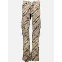 Pantaloni casual Burberry Casual Trousers Clothing Femei