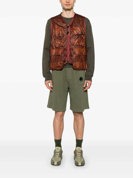 Pantaloni C.P. Company Green Shorts With Elastic Drawstring Waist And Logo Plaque On The Front In Cotton Man GREEN Barbati (BM 17458719) 2