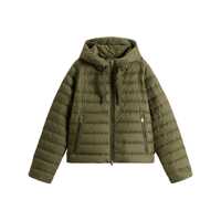 Geci de iarna Woolrich Nylon Short Down Jacket Femei