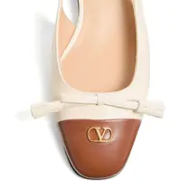 Balerini Dama - Balerini Valentino Garavani Slingback Ballerinas BUTTER WHITE/TOBACCO Femei (BM 17926264) - B-mall.ro