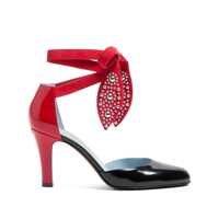 Pantofi cu toc Valentino Garavani Valentino Garavani 'Foliefoliage' Pumps Femei
