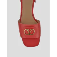 Sandale Valentino Garavani Dama - Sandale Valentino Garavani Valentino Garavani Sandals CLEMENTINE Femei (BM 17999823) - B-mall.ro