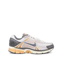 Sneakers Nike Zoom Vomero 5 Femei