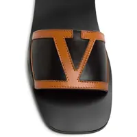 Sandale Valentino Garavani Dama - Sandale Valentino Garavani Viva Superstar Slide Sandal BLACK Femei (BM 18110362) - B-mall.ro