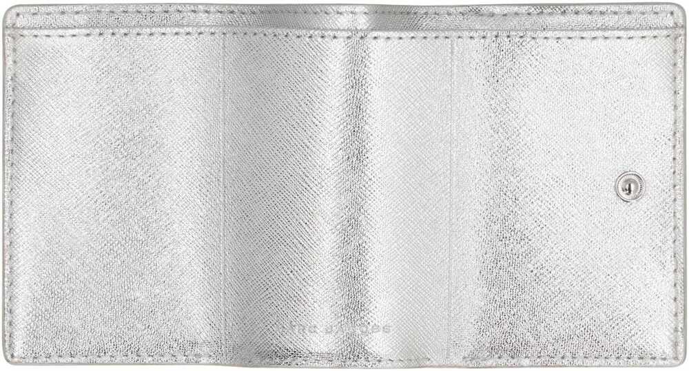 Portofele Marc Jacobs Marc Jacobs Mini Snapshot Leather Wallet SILVER Femei (BM 18173094) 4