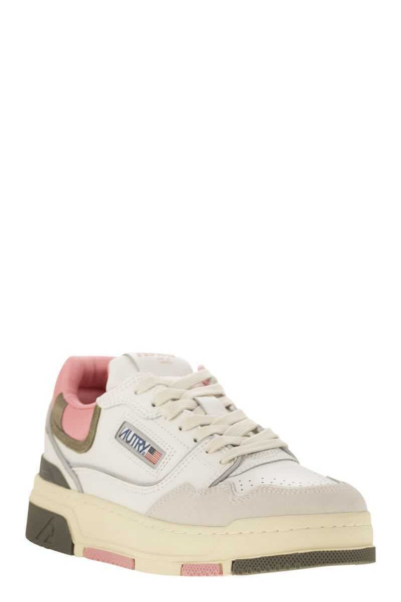 Sneakers AUTRY Autry Clc Low Sneakers In Leather And Suede Color White And Geranium WHITE, PINK, GREEN Femei (BM 18451482) 3