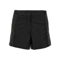 Pantaloni casual Moncler Born To Protect Capsule Shorts Femei