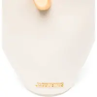 Genti de mana JACQUEMUS Dama - Genti de mana JACQUEMUS La Bambola small Bucket Bag LIGHT IVORY Femei (BM 18512941) - B-mall.ro
