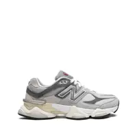 Sneakers Grey Low Top Sneakers With Logo Detail On The Side In Suede And Tech Fabric Man Femei