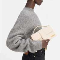 Genti de mana JACQUEMUS Dama - Genti de mana JACQUEMUS Jacquemus Le Grand Bambino Shoulder Bag White Femei (BM 18792333) - B-mall.ro