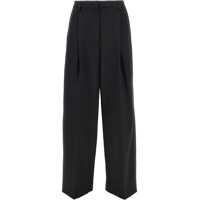 Pantaloni casual The Latest Pleated Pants