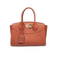 Genti de mana Salvatore Ferragamo Salvatore Ferragamo Hammered Leather Handbag