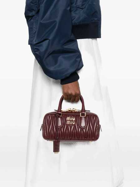 Genti de mana Miu Miu Miu Miu Borse Matelasse Red Femei (BM 18906750) 2