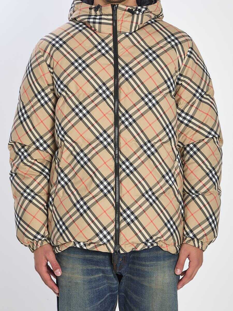 Geci Burberry Reversible Check Puffer Jacket Beige Barbati (BM 18936039) 1