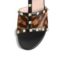 Pantofi cu toc Valentino Garavani Dama - Pantofi cu toc Valentino Garavani Valentino Garavani With Heel Black Femei (BM 19086858) - B-mall.ro