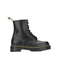 Bocanci Dr. Martens Soft Leather Amphibian Femei