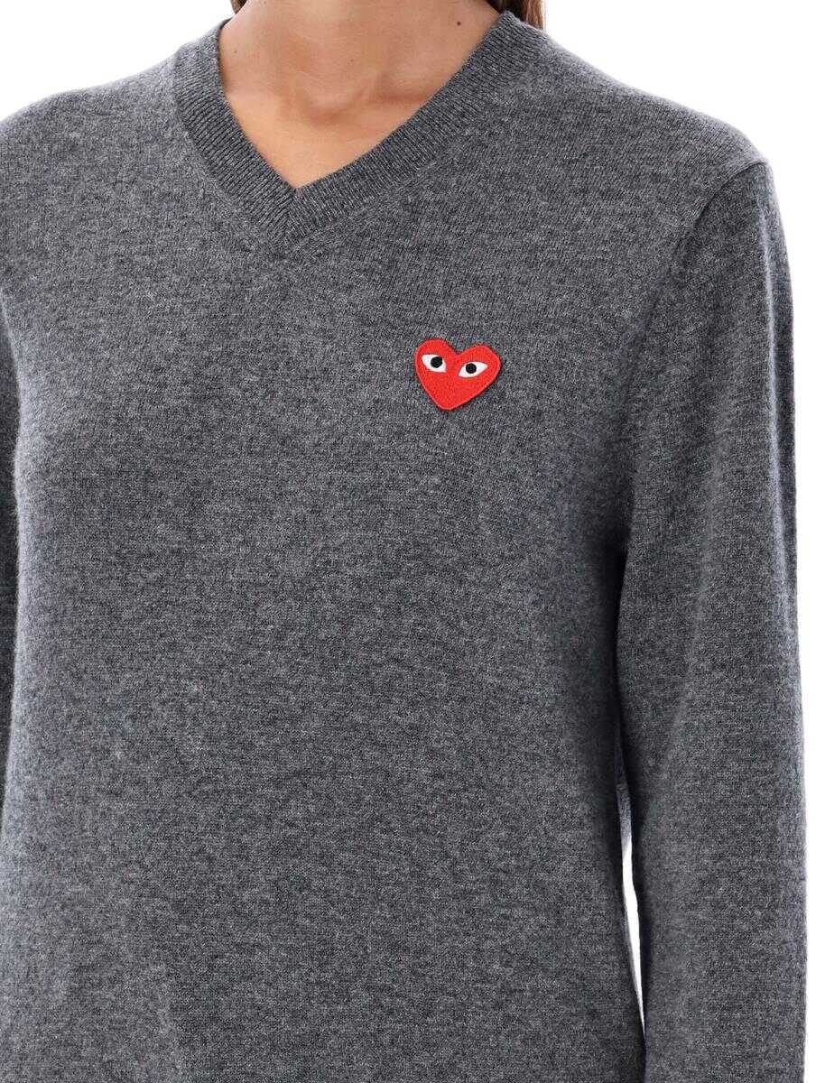 Pulovere Comme des Garons Comme Des Garons Play Red Heart Patch V-Neck GREY Femei (BM 19267629) 3