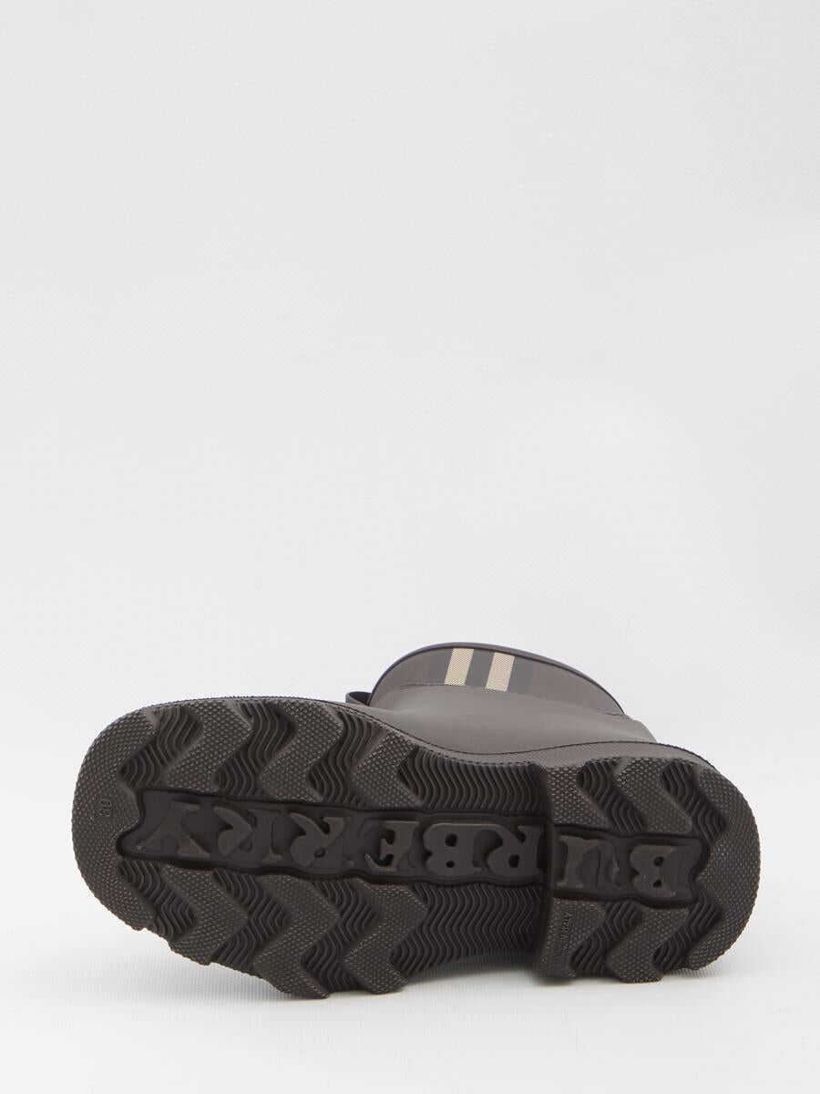 Bocanci Burberry Marsh Stamp Ankle Boots BROWN Femei (BM 19284468) 3