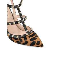 Pantofi cu toc Dama pagina 2 - Pantofi cu toc Valentino Garavani Valentino Garavani Heeled Shoes HONEY-BROWN/BLACK Femei (BM 19323465) - B-mall.ro