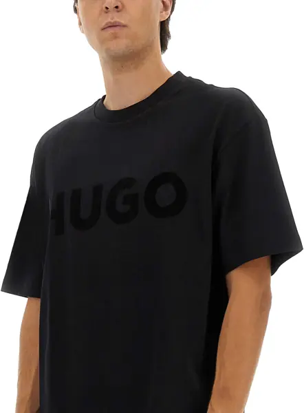 Tricouri Hugo Boss Oversized Logo T-Shirt BLACK Barbati (BM 19335015) 4