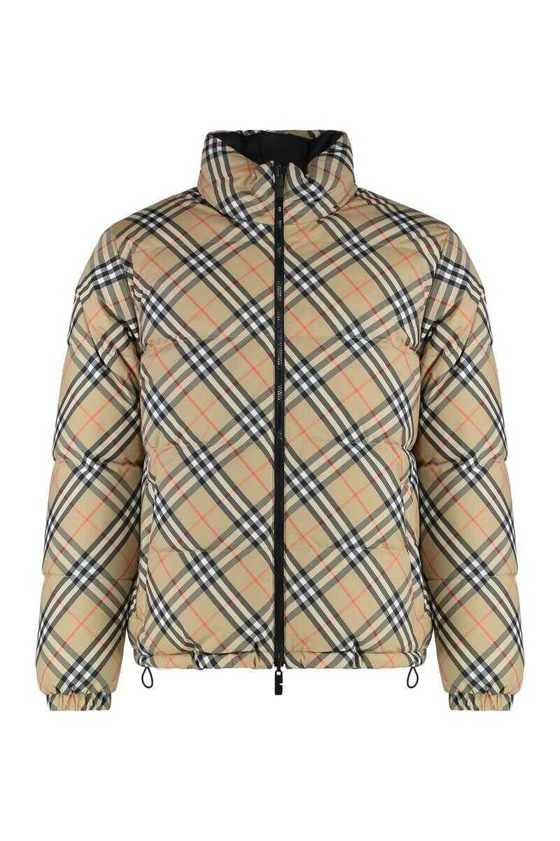 Geci de iarna Burberry Burberry Reversible Snowdon Check Down Jacket Beige Barbati (BM 19408503) 1