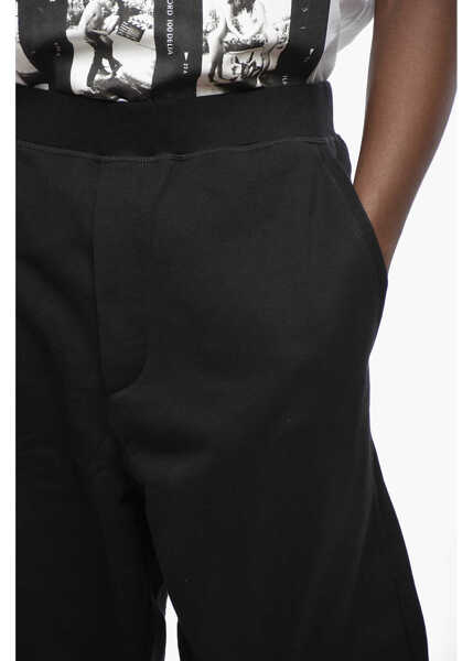 Pantaloni de trening DSQUARED2 Solid Color Relax Dean Fit Joggers With Embossed Logo Black Barbati (BM 19436582) 2