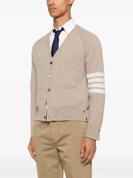 Cardigane Thom Browne Shetland Wool 4-Bar Relaxed Fit V-Neck Cardigan KHAKI Barbati (BM 19508981) 3