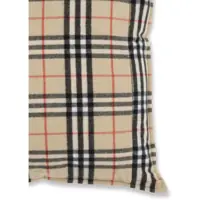 Esarfe Dama - Esarfe Burberry Cushion crafted from a luxurious blend of wool and cashmere features the iconic Burberry Check SAND IP CHECK Femei (BM 19538408) - B-mall.ro