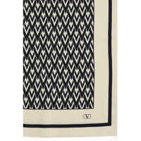 Esarfe Dama - Esarfe Valentino Garavani Silk Foulard with all-over monogram print CREMA/NERO Femei (BM 19644452) - B-mall.ro