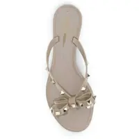 Sandale Dama - Sandale Valentino Garavani PM Thong Rockstud Sandal POUDRE Femei (BM 19644515) - B-mall.ro