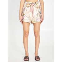 Pantaloni scurti Rebellion Tuck Shorts Femei