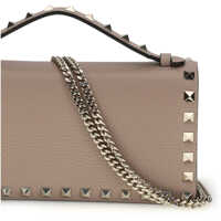 Portofele Dama - Portofele Valentino Garavani WALLET W/STRAP  ROCKSTUD  VITELLO STAM POUDRE Femei (BM 19701467) - B-mall.ro