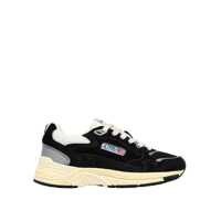 Sneakers Autry Hyperway Low sneakers in the Black Silver variant, product code HYLWUM23 Femei