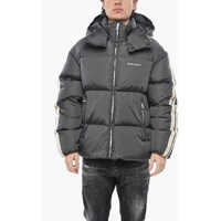Geci de iarna Nylon Puffer Jacket With Contrasting Side Stripes Barbati